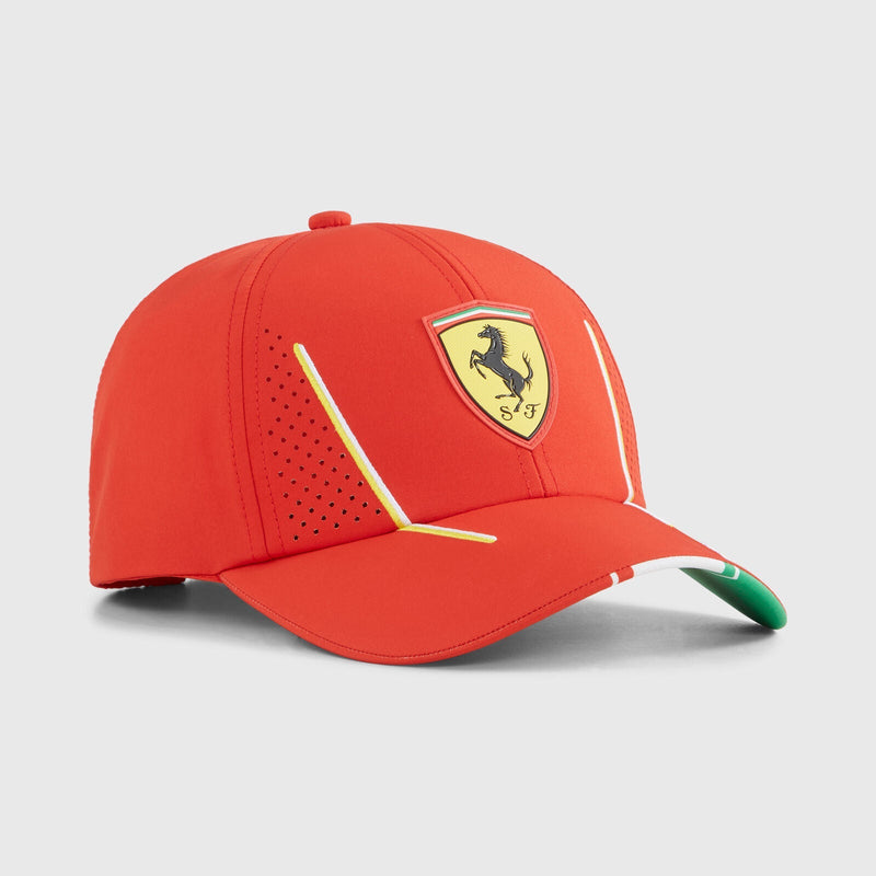 Boné da Equipe Scuderia Ferrari F1 2024