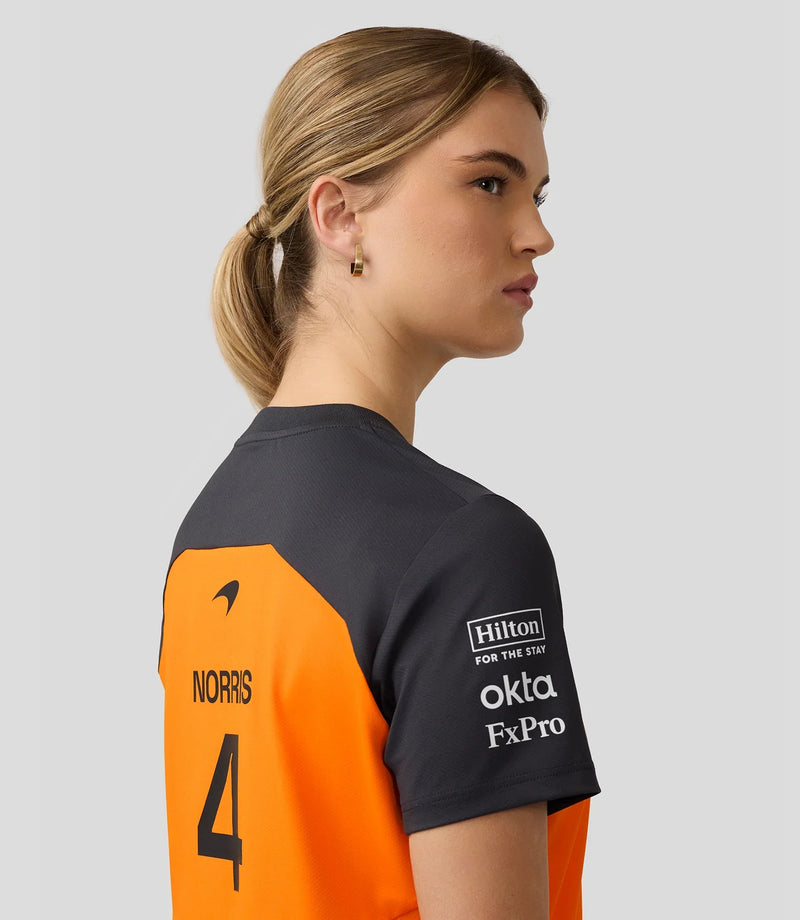 Camiseta Feminina da Equipe McLaren F1 2025 Lando Norris – PAPAYA