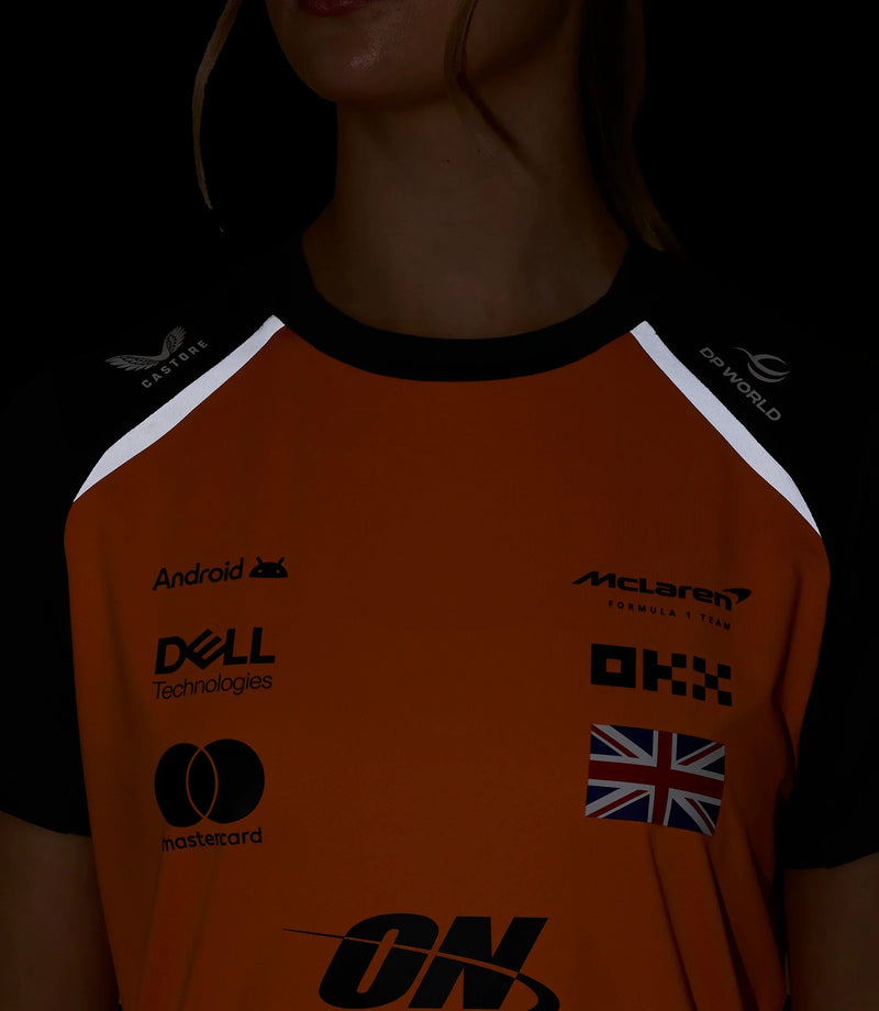 Camiseta Feminina da Equipe McLaren F1 2025 Lando Norris – PAPAYA